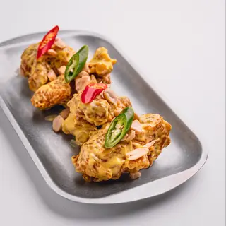 Крылышки со вкусом васаби и с сыром