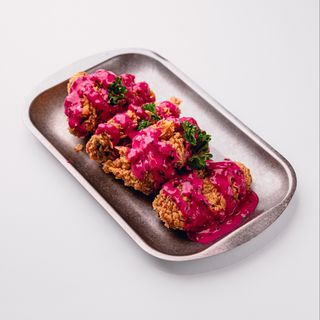 Крылышки с соусом "Фрукт Дракона"