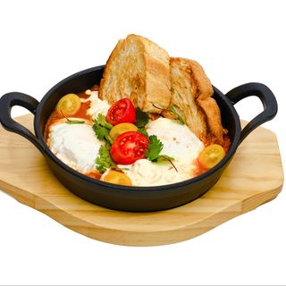 Шакшука со страчателлой