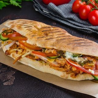 Куриный Доннер в булочке