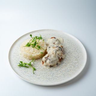 Куриное филе в сливочном соусе