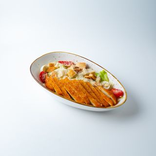 Салат Цезарь с курицей