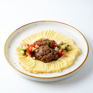 Запечённые котлеты с картофельным пюре