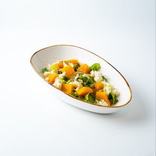 Салат с запечённой тыквой и сыром фета