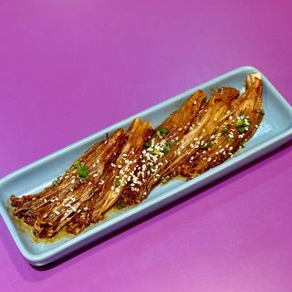 Грибы эноки 