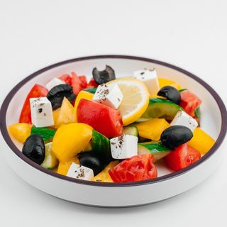 Греческий салат (250г)