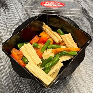 Гарнир спаржа с овощами