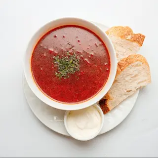 Борщ домашний с говядиной