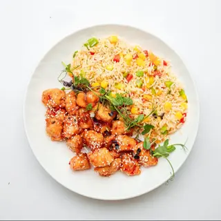 Курица в кисло-сладком соусе с овощами и басмати рис
