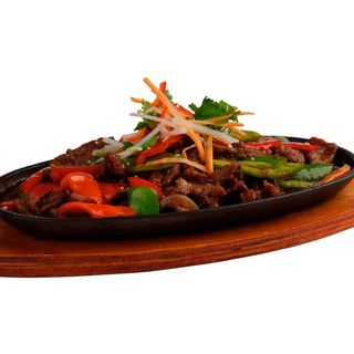 Говядина с овощами