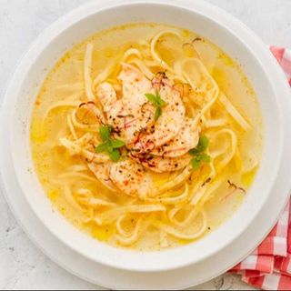 Домашняя лапша с курицей 