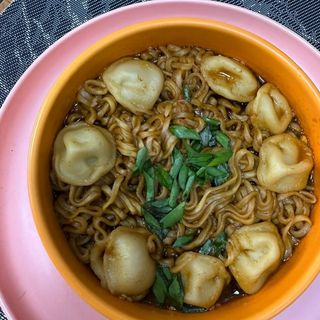 Рамен с пельменями