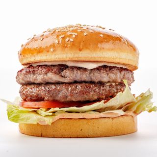 Бургер говяжий с двойной котлетой (400г)