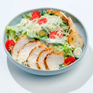 Салат Цезарь с курицей