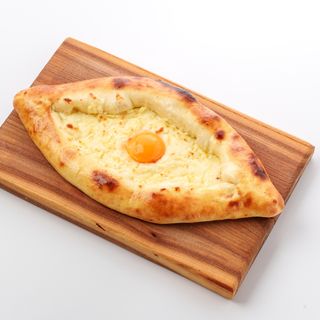 ХАЧАПУРИ ПО-АДЖАРСКИ