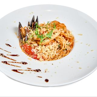 ЛИНГВИНИ С МОРЕПРОДУКТАМИ