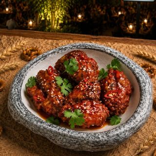 Крылья в остро-медовом соусе (540г)