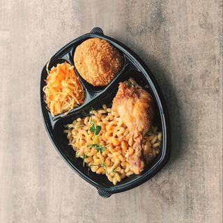 Ланч-бокс №13 (куры+макароны)