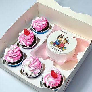 Набор бенто с капкейками