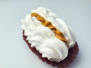 Пирожное «Безе крем-брюле»