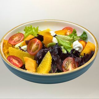 Салат с тыквой и апельсином