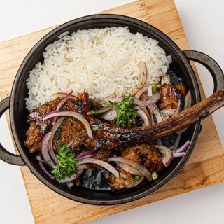 Бараньи ребрышки с рисом