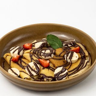 Блины с бананом и шоколадным кремом