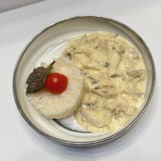 Фрикасе с курицей (350 г)