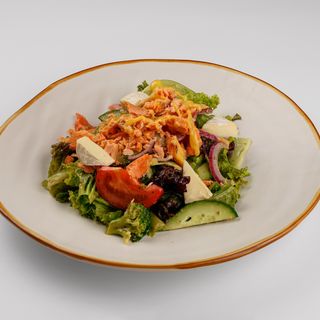 Салат Камамбер с лососем