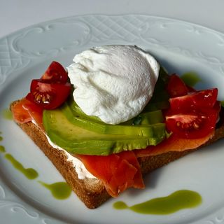Авокадо тост 