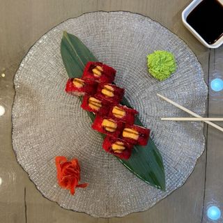 Калифорния с угрем