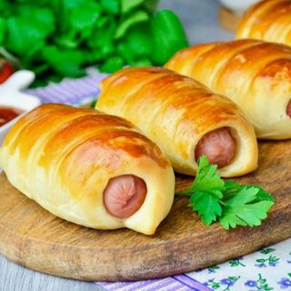 Сосиска в тесте (2 шт)