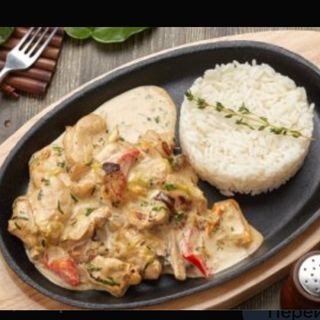 Курица с грибами 