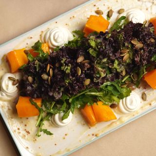 Салат из печеной тыквы