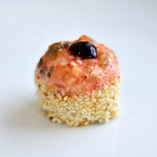 Запеченный с угрем (305г)