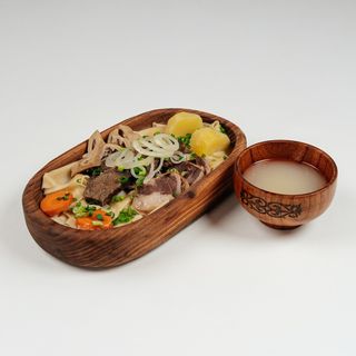 Қазақ еті (жылқы етінен)