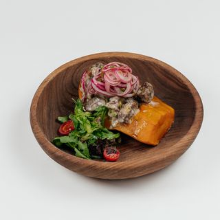 Жылқы қуырдақ кілегейімен