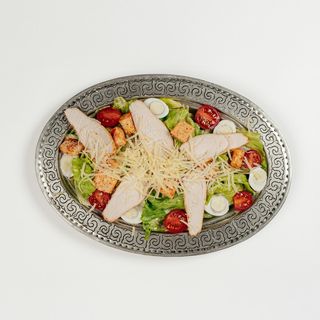 Цезарь с тауықпен