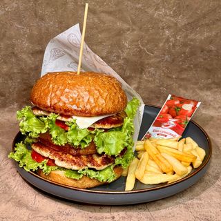 Бургер куриный (двойной)