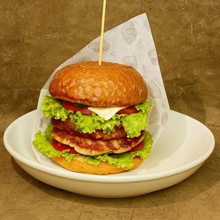 Двойной чикенбургер