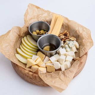 Сырное плато (280гр)