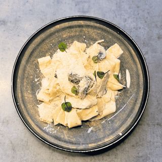 Паппарделле с куриной грудкой и грибами