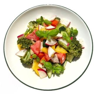 Салат со свежими овощами (250 г)