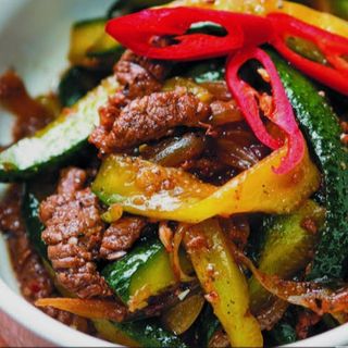 Огурцы с мясом