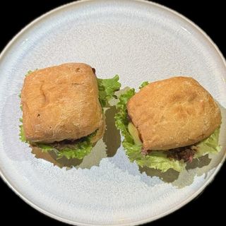 мини Сэндвич с рваной говядиной