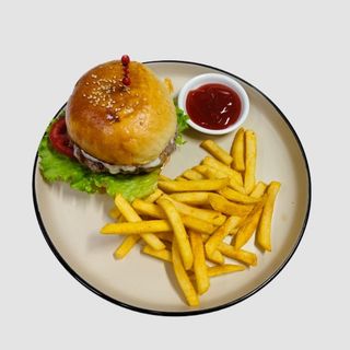 Бургер с курицей и фри (300г)