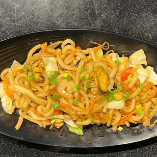 Яки Удон с морепродуктами