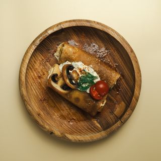 Блины с курицей и грибами