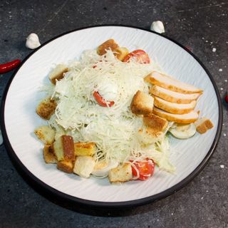 Цезарь с курицей