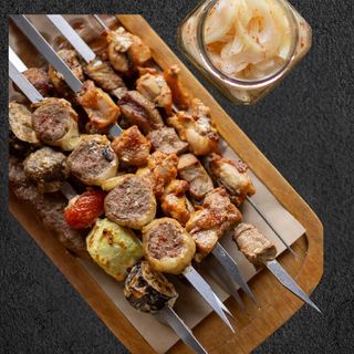 Ассорти из шашлыков (450г)